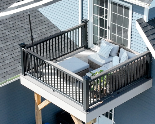 Crafting the Perfect Outdoor Oasis: 5 Considerations for Building Your Deck with Ember Works